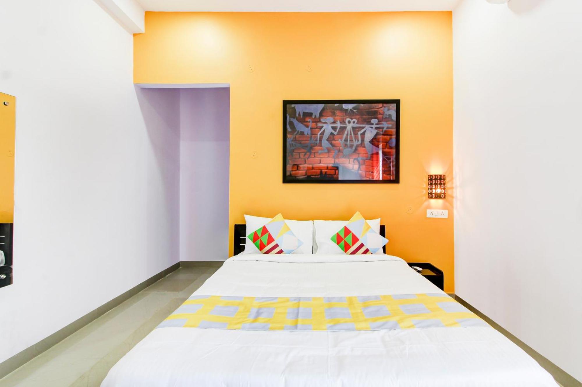Hotel O Home Comfortable Stays, Near Aasam Gadh Current Office Sururnagar Eksteriør billede