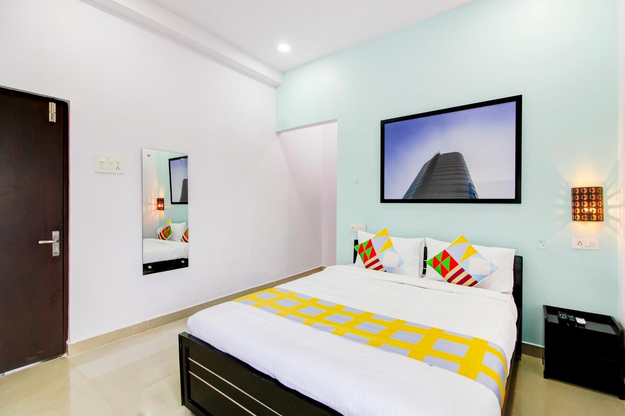 Hotel O Home Comfortable Stays, Near Aasam Gadh Current Office Sururnagar Eksteriør billede